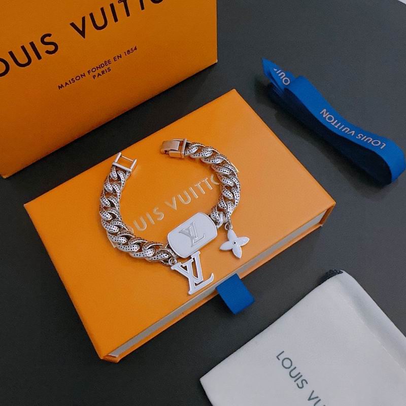 LV Bracelet 03lyr319